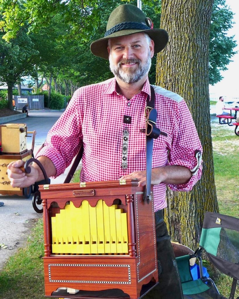 Events Organ Grinder Tom